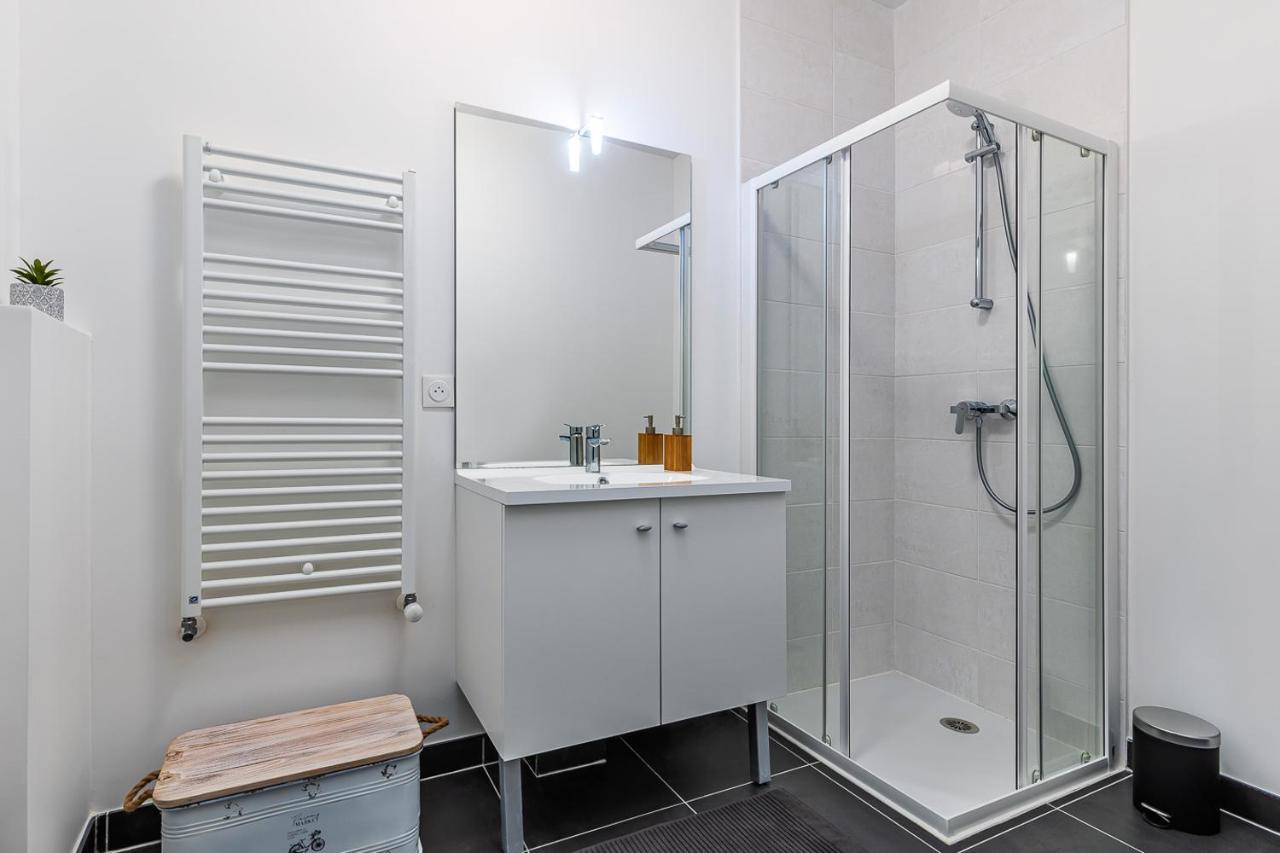 Ferrières-en-Brie King Size Bed - Free Private Parking - Garden & Terrace - 14Min From Disneyland מראה חיצוני תמונה